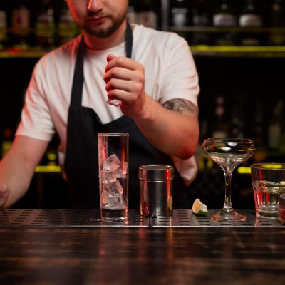 Bar de Cocktails: O Elemento Que Eleva Qualquer Festa a Outro Patamar